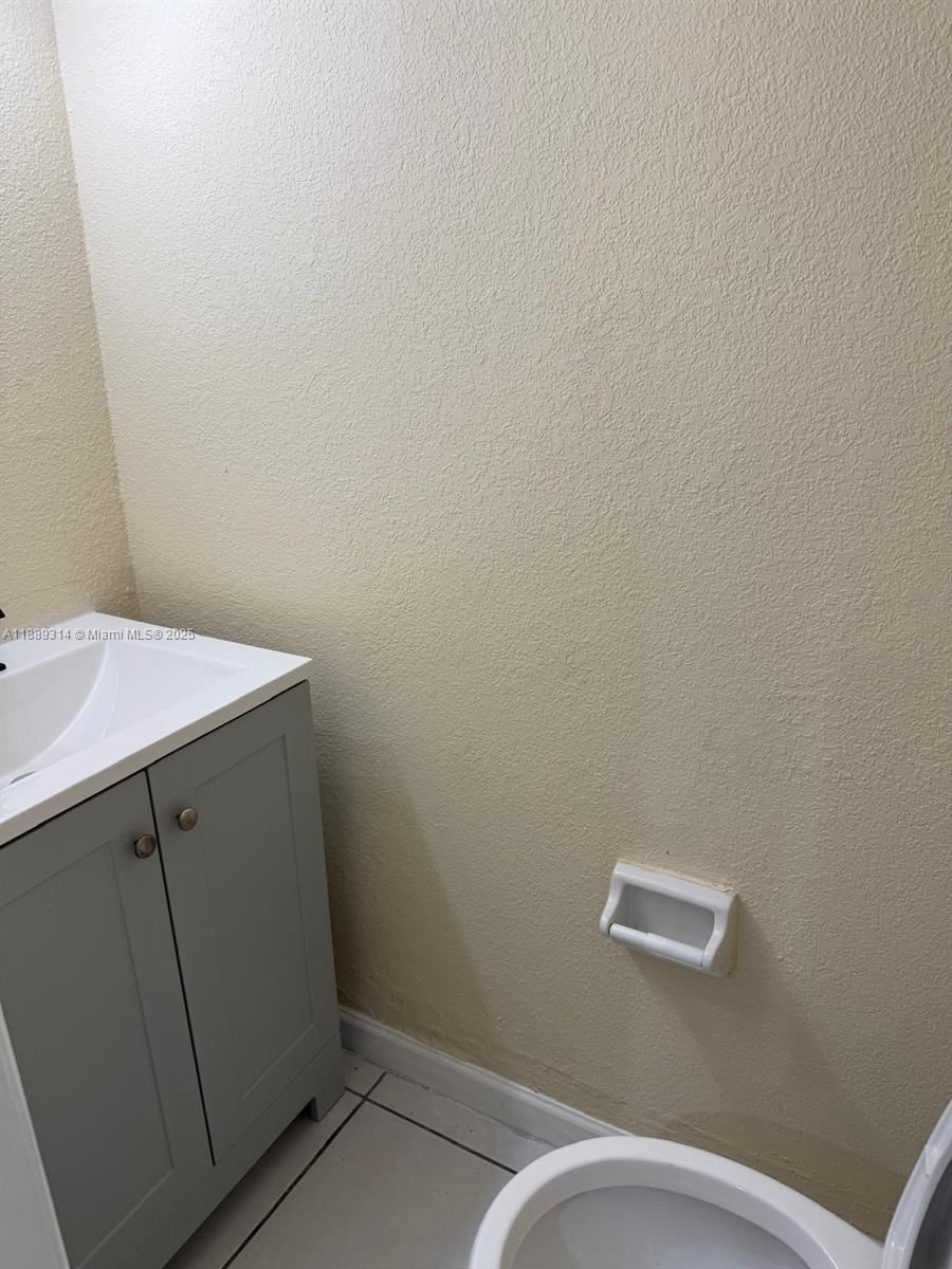 Real estate property located at 2310 60th St #7-G, Miami-dade, Villas De New England Con, Hialeah, FL