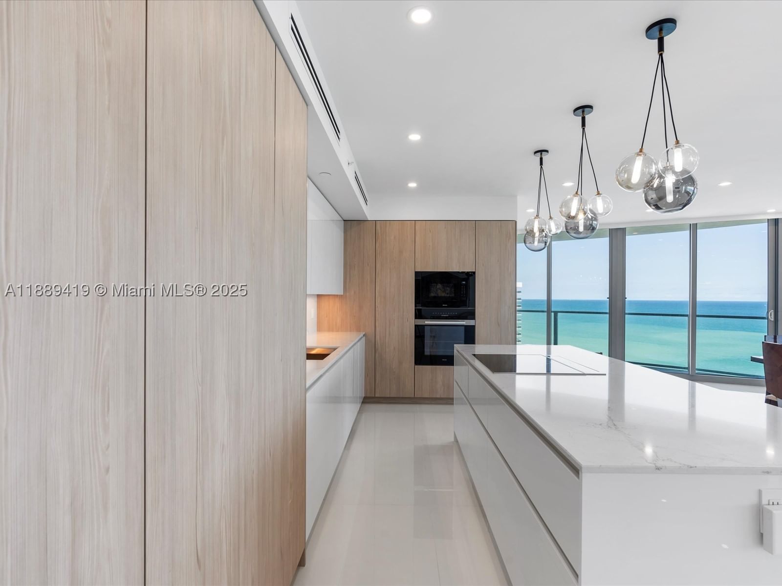 Real estate property located at 3101 Ocean Dr #1608, Broward, Ocean Palms Condo, Hollywood, FL