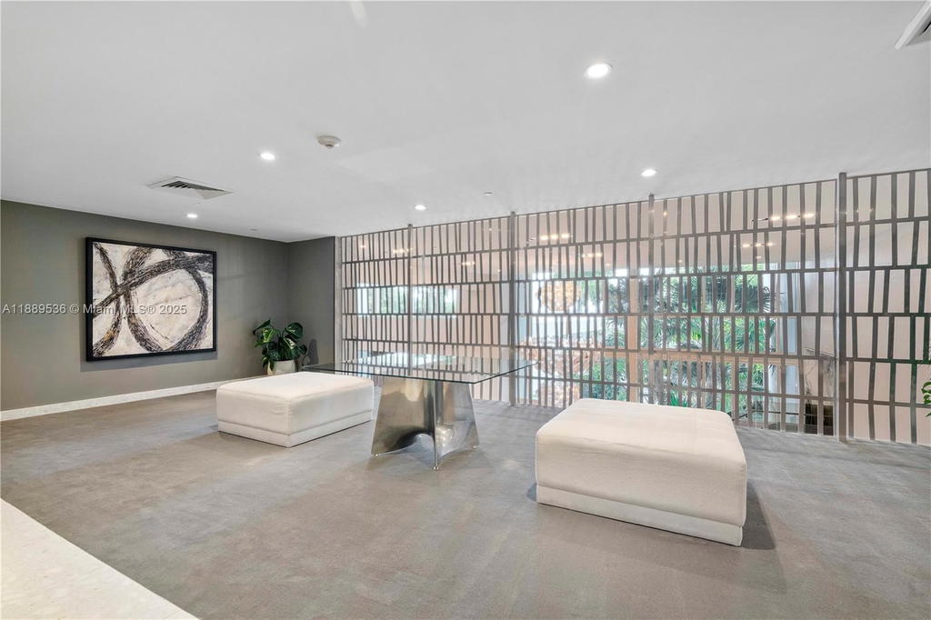 Real estate property located at 2020 Bayshore Dr #3108, Miami-dade, Paramount Bay Condo, Miami, FL