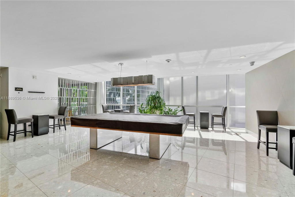 Real estate property located at 2020 Bayshore Dr #3108, Miami-dade, Paramount Bay Condo, Miami, FL