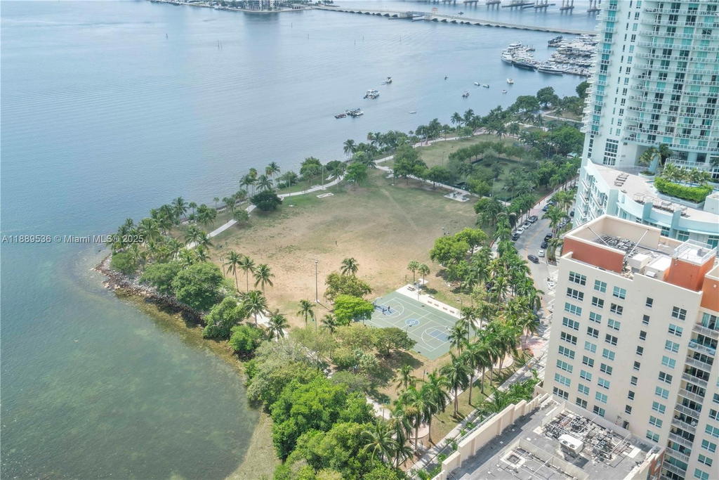 Real estate property located at 2020 Bayshore Dr #3108, Miami-dade, Paramount Bay Condo, Miami, FL