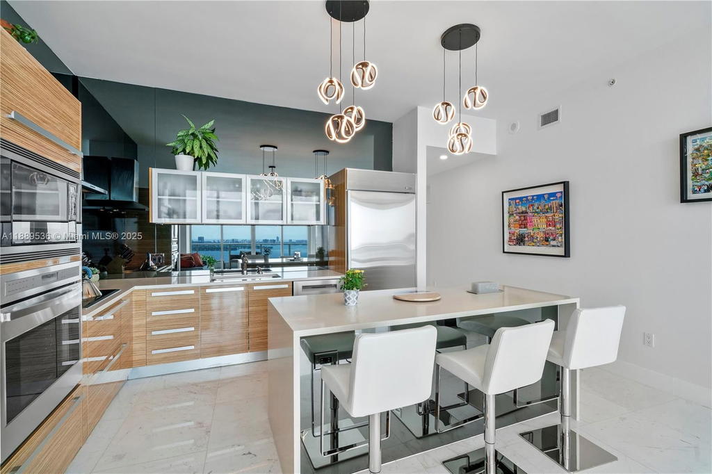 Real estate property located at 2020 Bayshore Dr #3108, Miami-dade, Paramount Bay Condo, Miami, FL