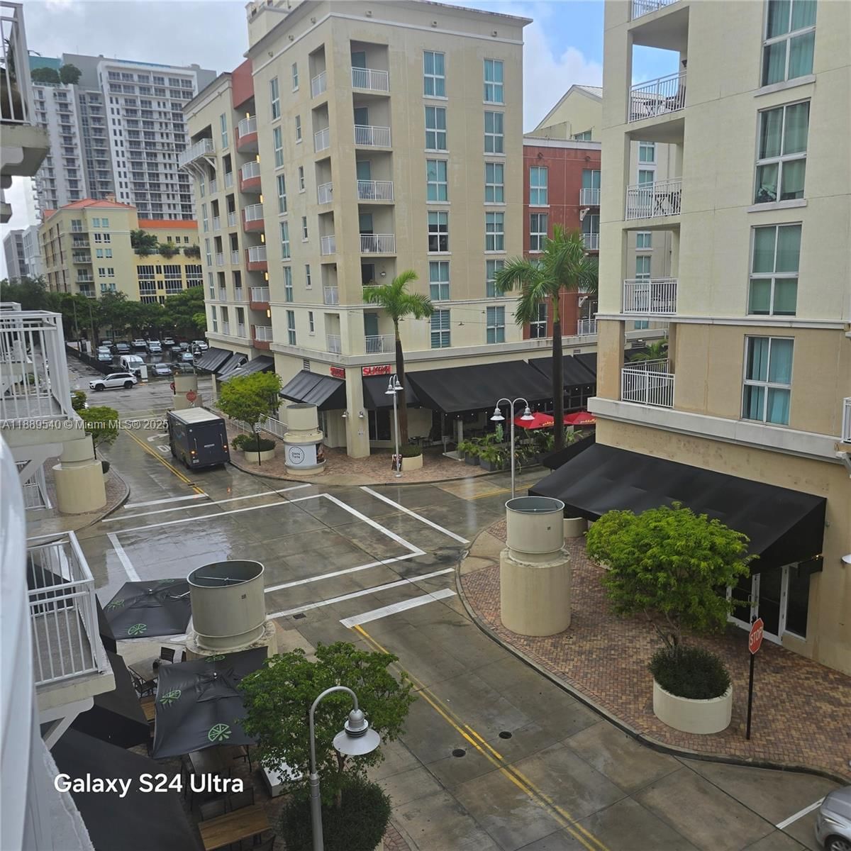 Real estate property located at 7280 90th St #301, Miami-dade, Downtown Dadeland Condo N, Miami, FL