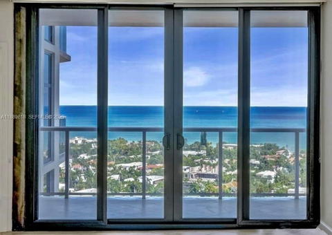 Real estate property located at 20281 Country Club Dr #2110, Miami-dade, Hamptons West Condo, Aventura, FL