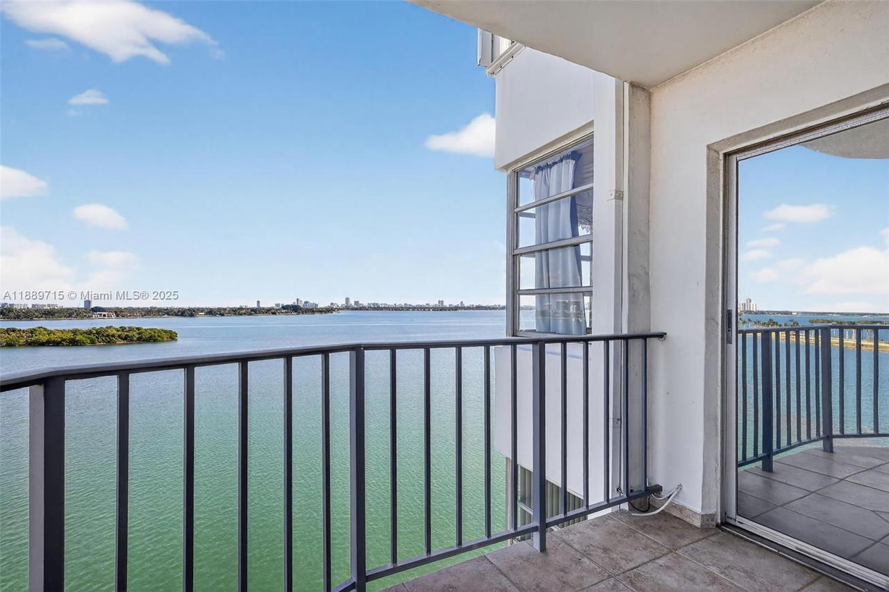 Real estate property located at 11930 Bayshore Dr #1103, Miami-dade, Majorca Towers Condo, North Miami, FL