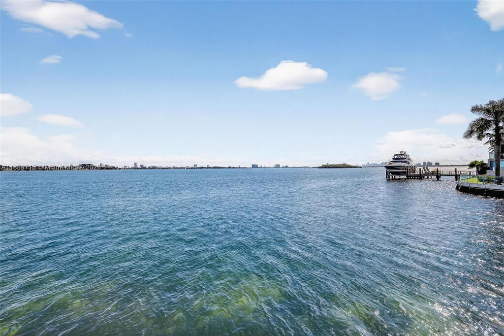 Real estate property located at 11930 Bayshore Dr #1103, Miami-dade, Majorca Towers Condo, North Miami, FL