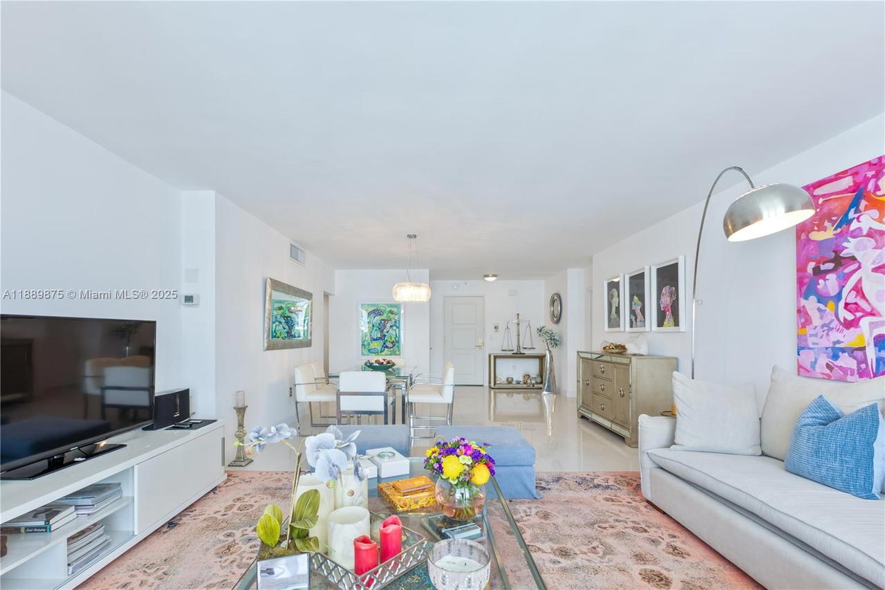 Real estate property located at 9801 Collins Ave #20V, Miami-dade, Balmoral Condo, Bal Harbour, FL
