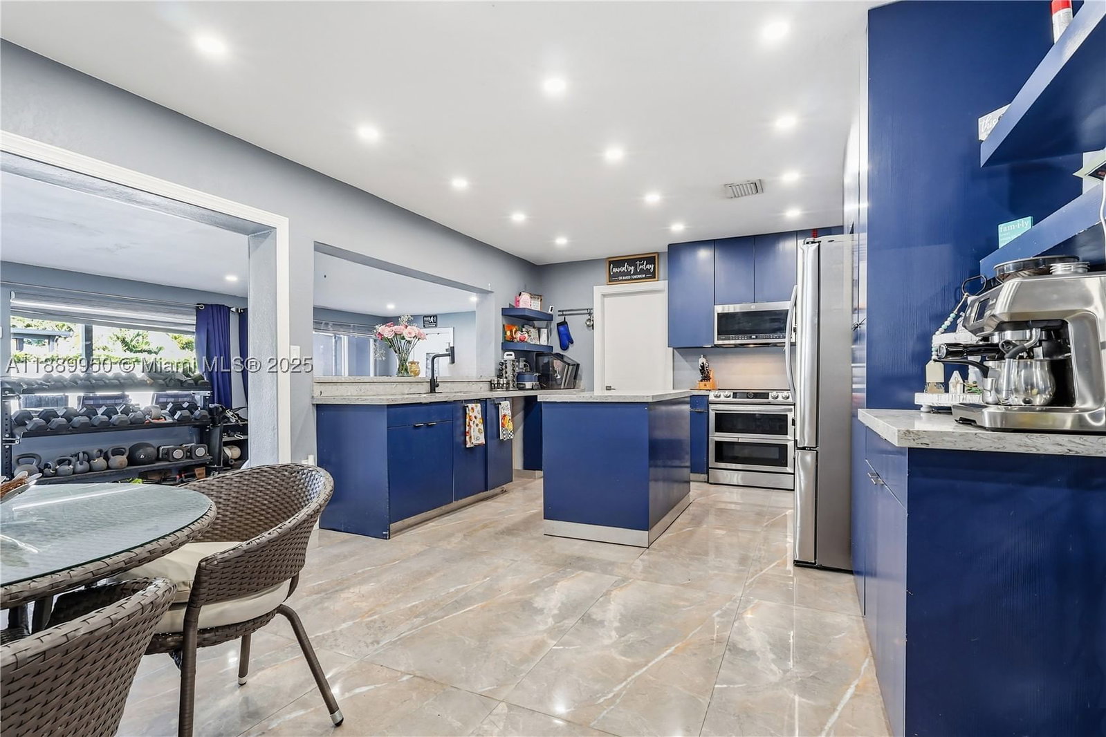 Real estate property located at 9795 27th Ter, Miami-dade, Vanderbilt Park Amd Pl, Doral, FL