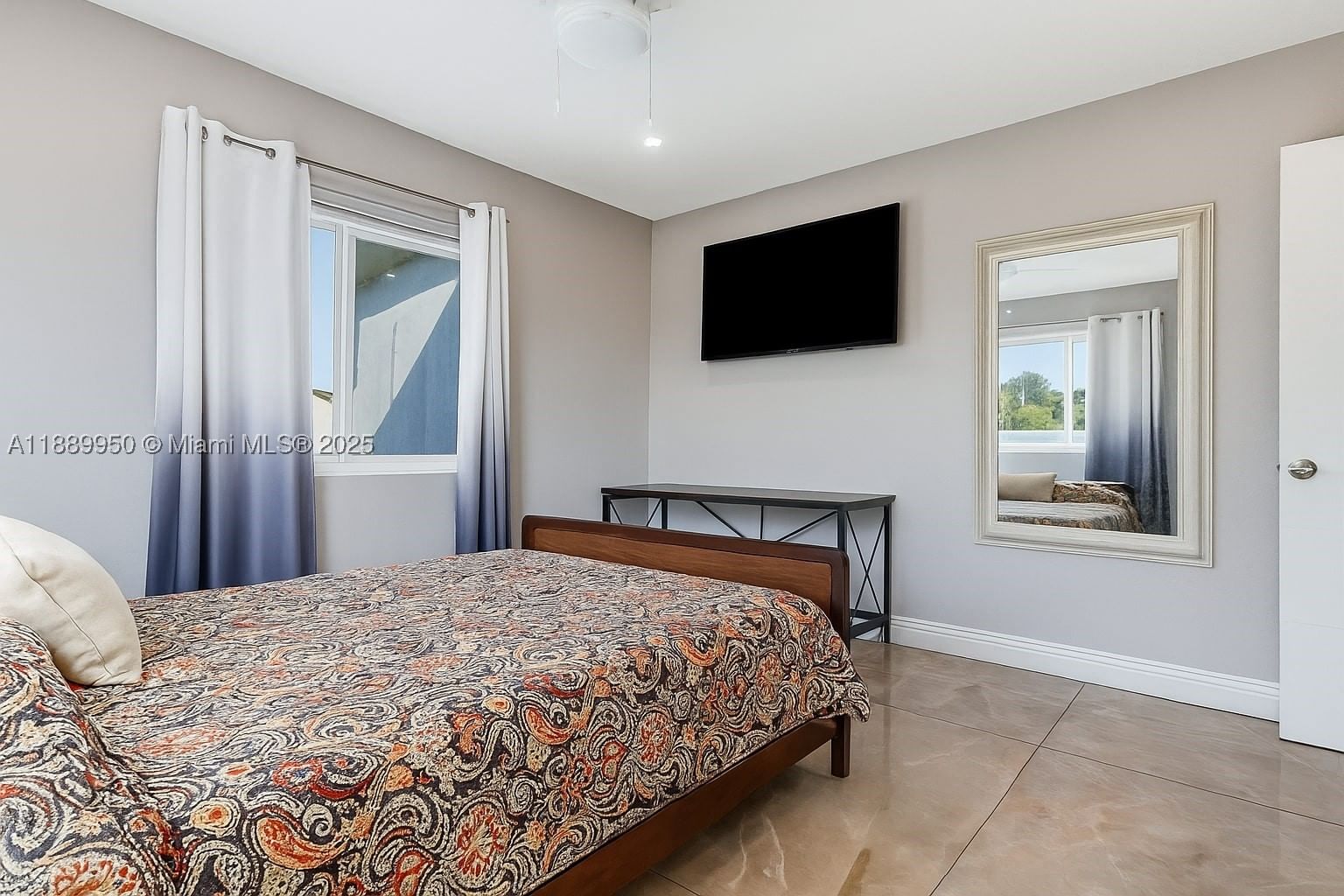 Real estate property located at 9795 27th Ter, Miami-dade, Vanderbilt Park Amd Pl, Doral, FL