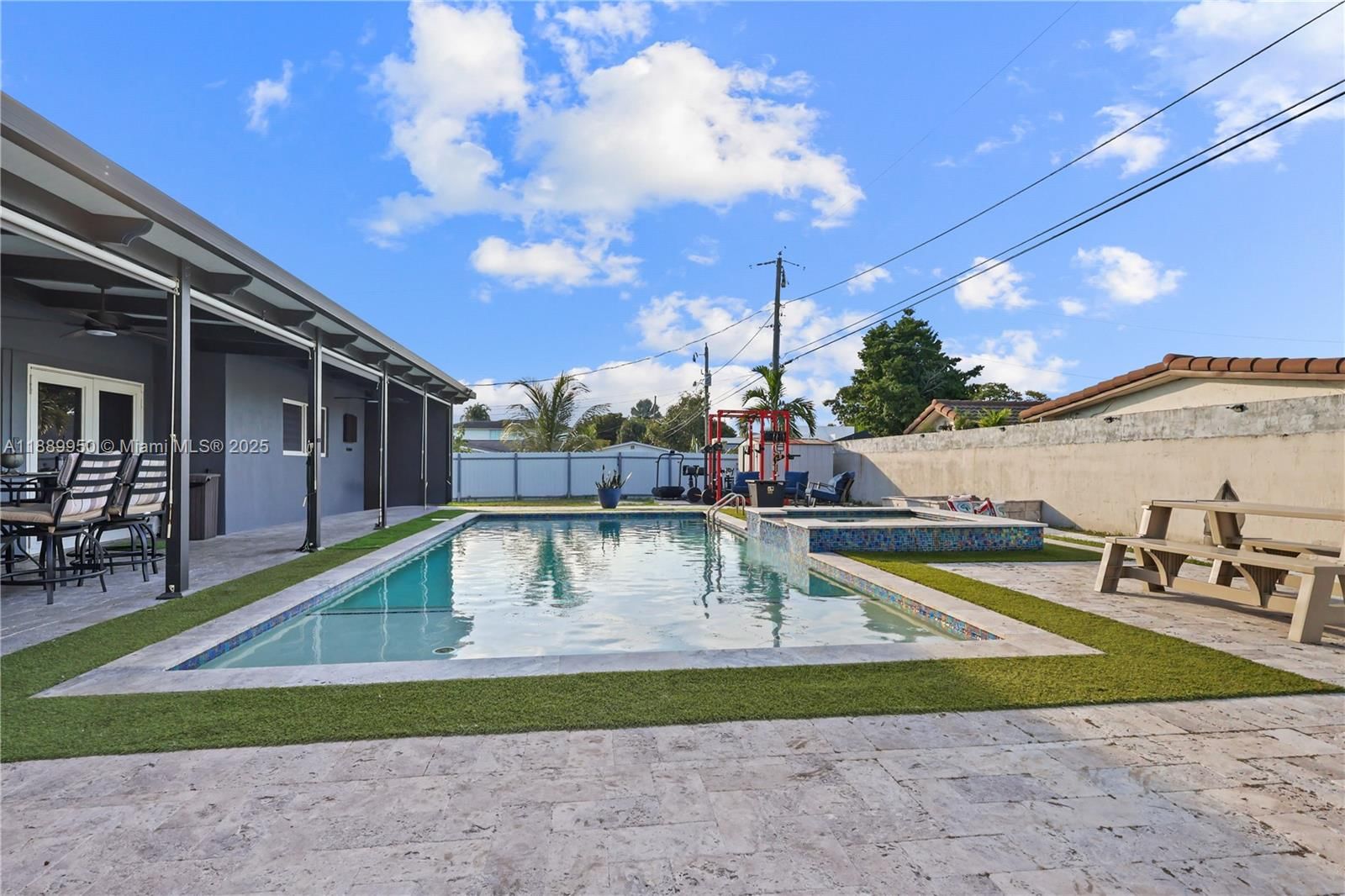 Real estate property located at 9795 27th Ter, Miami-dade, Vanderbilt Park Amd Pl, Doral, FL