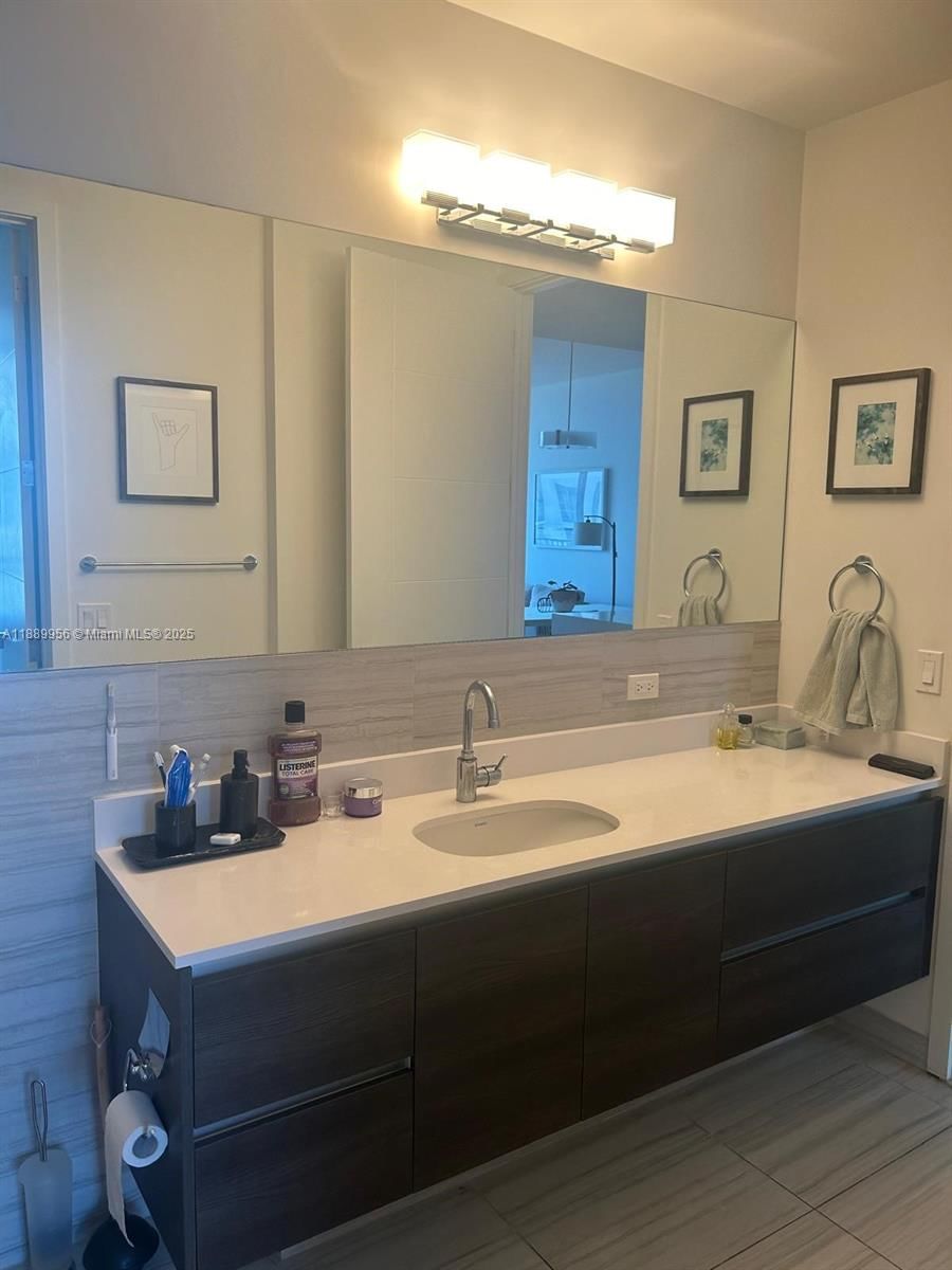 Real estate property located at 301 Altara Ave LPH903, Miami-dade, Merrick Manor Condo, Coral Gables, FL