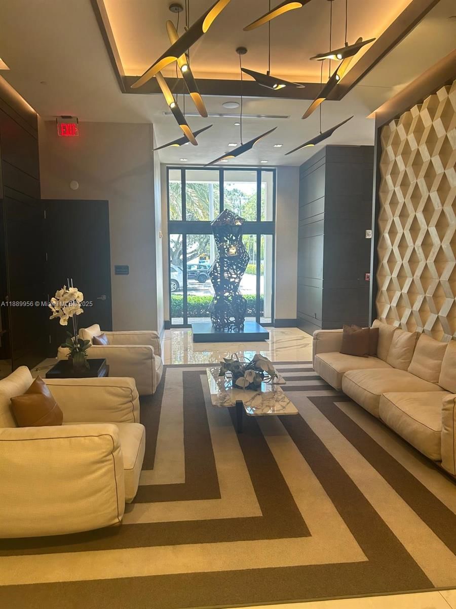 Real estate property located at 301 Altara Ave LPH903, Miami-dade, Merrick Manor Condo, Coral Gables, FL