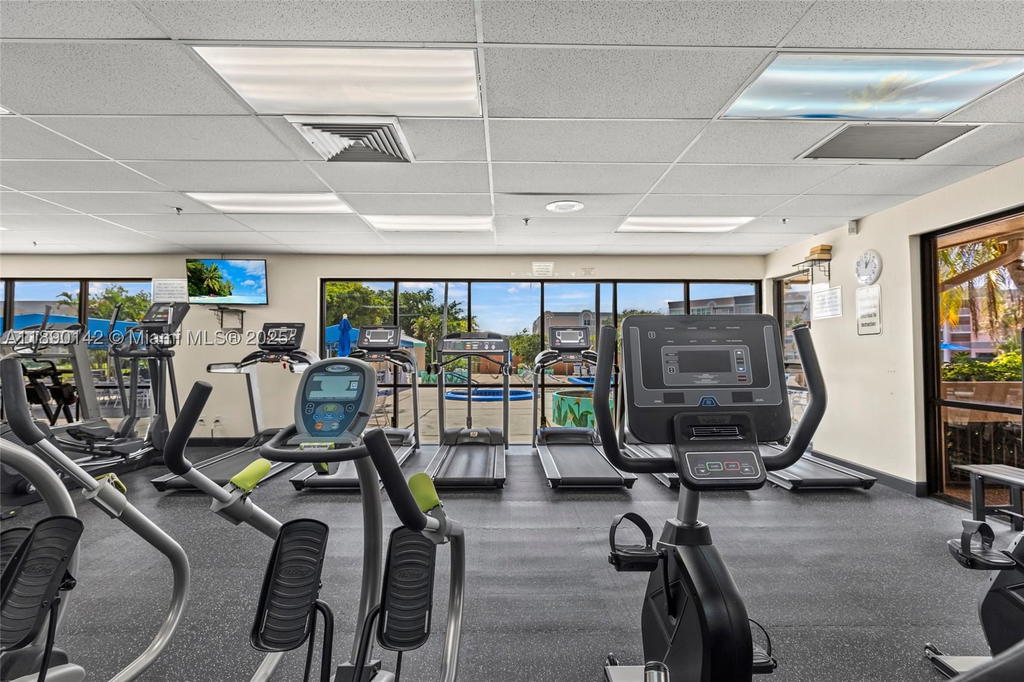 Real estate property located at 10400 30th Ct #202, Broward, Sunrise Lakes 166 Condo, Sunrise, FL