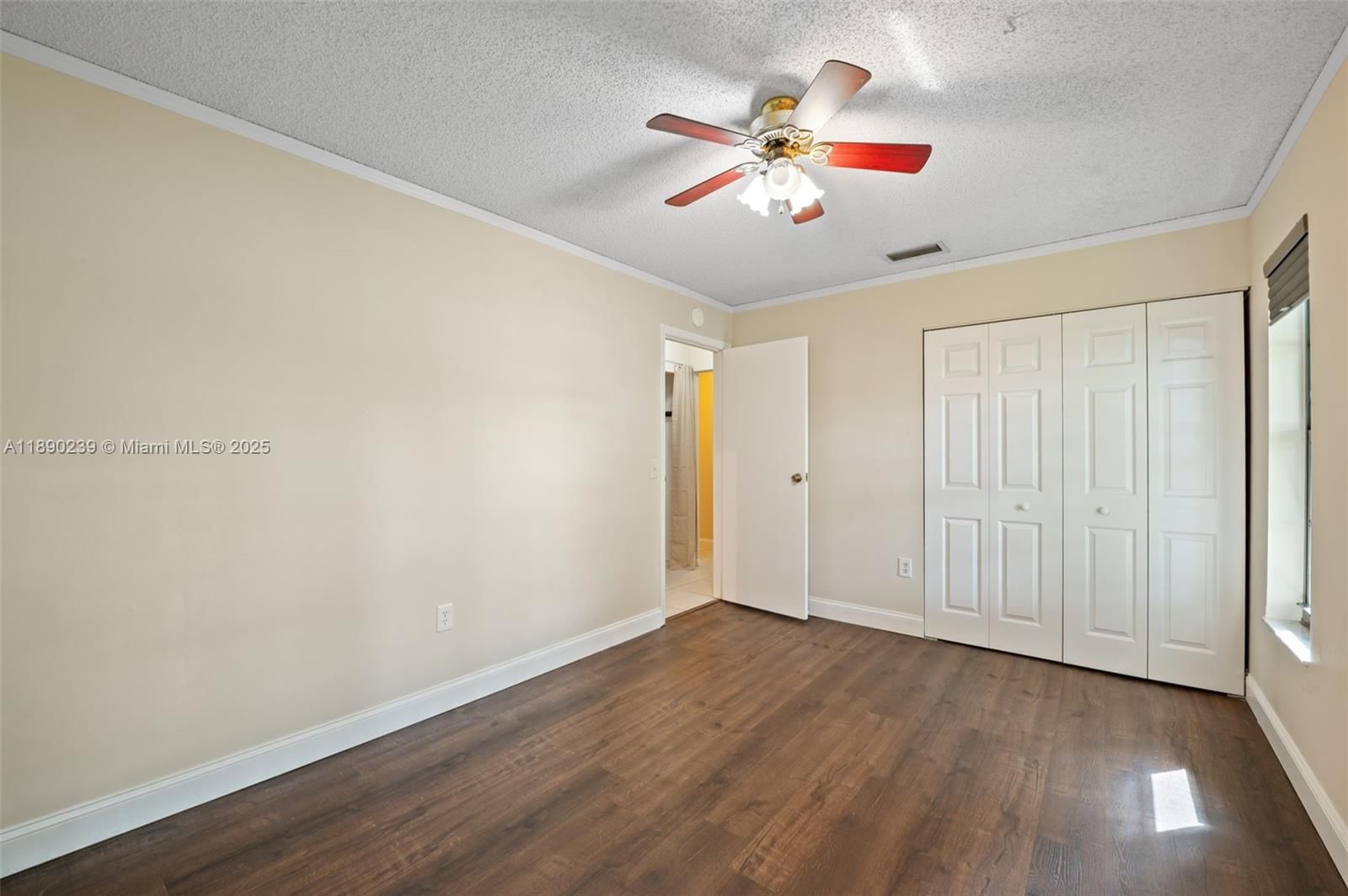 Real estate property located at 10863 30th Pl #384, Broward, North Lake Townhomes Cond, Sunrise, FL