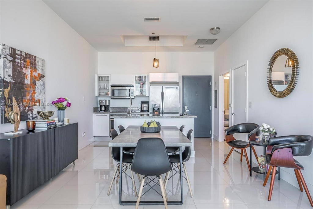 Real estate property located at 888 Biscayne Blvd #1210, Miami-dade, Marinablue Condo, Miami, FL