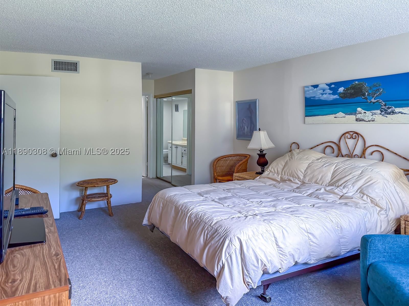 Real estate property located at 301 Racquet Club Rd #203, Broward, Building Four Of Racquet, Weston, FL
