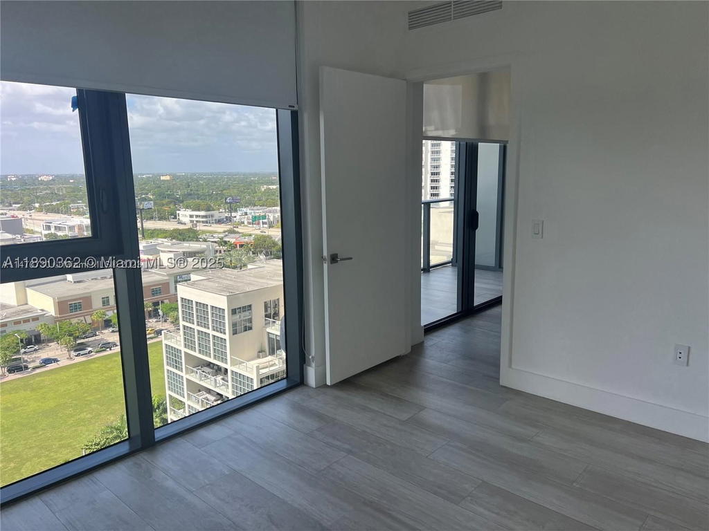 Real estate property located at 121 34th St #1610, Miami-dade, 3401 Midtown Condo, Miami, FL