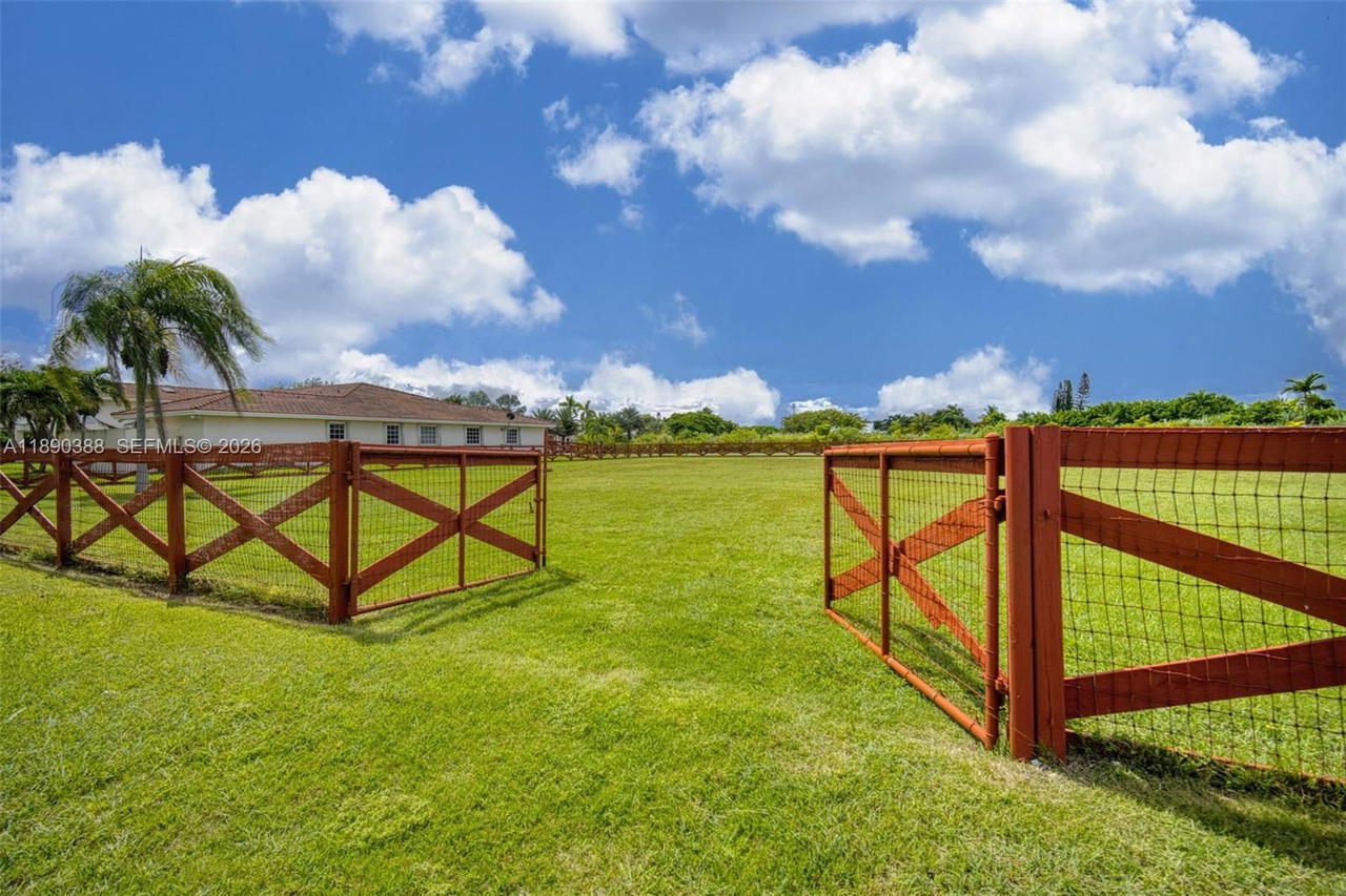 Real estate property located at 27743 172nd Pl, Miami-dade, The Redlands Sec 3, Homestead, FL