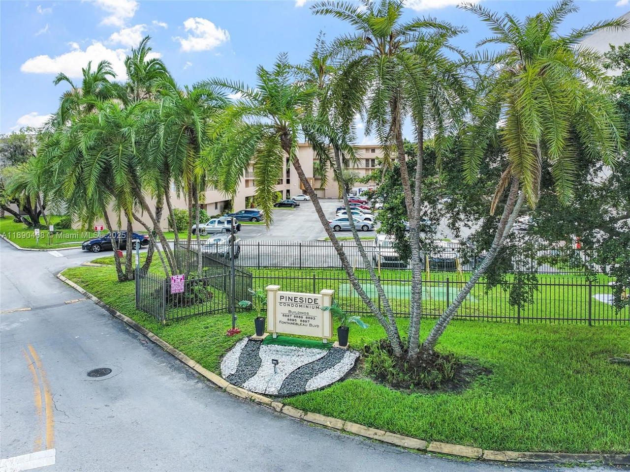 Real estate property located at 8895 Fontainebleau Blvd #107, Miami-dade, Pineside Condo No 1, Miami, FL