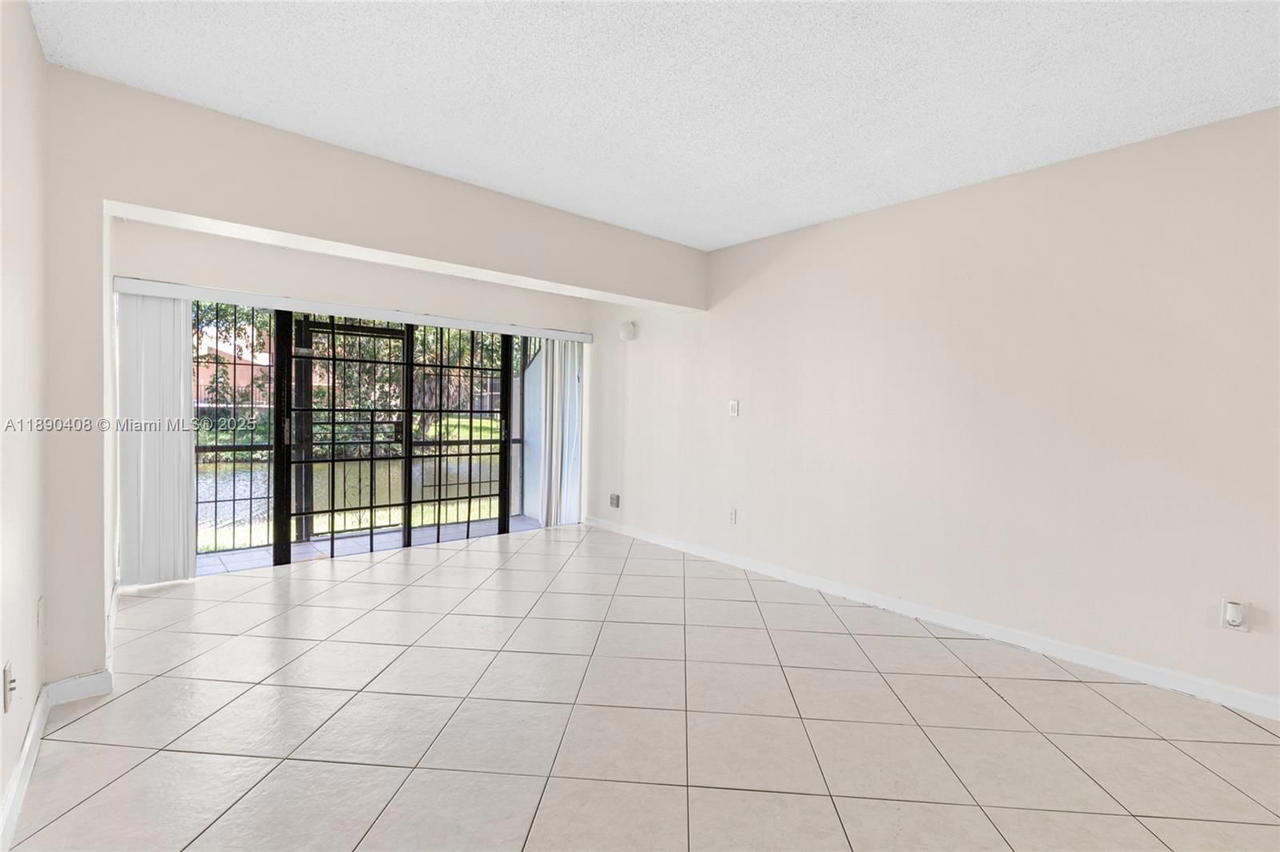 Real estate property located at 8895 Fontainebleau Blvd #107, Miami-dade, Pineside Condo No 1, Miami, FL