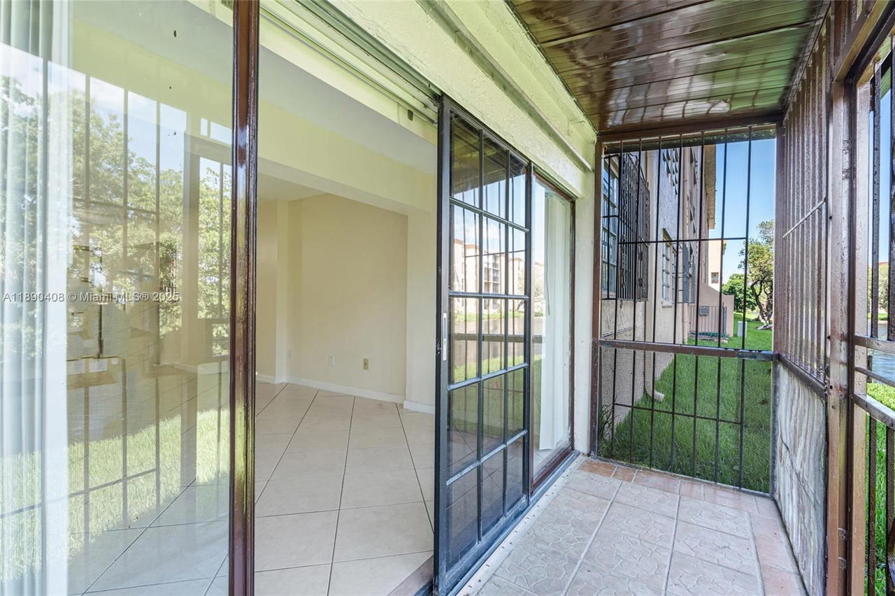 Real estate property located at 8895 Fontainebleau Blvd #107, Miami-dade, Pineside Condo No 1, Miami, FL