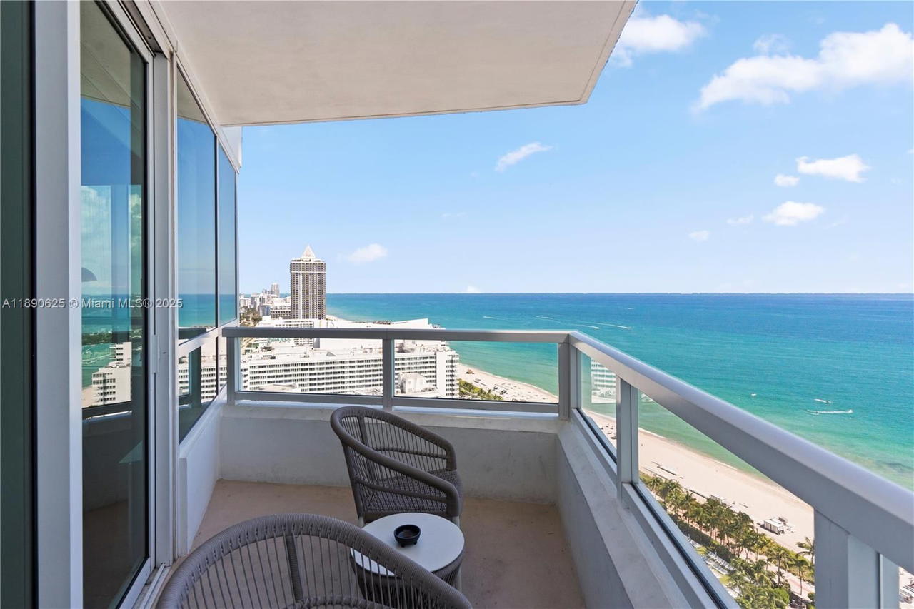 Real estate property located at 4401 Collins Ave #3003, Miami-dade, Fontainebleau Ii Condo, Miami Beach, FL