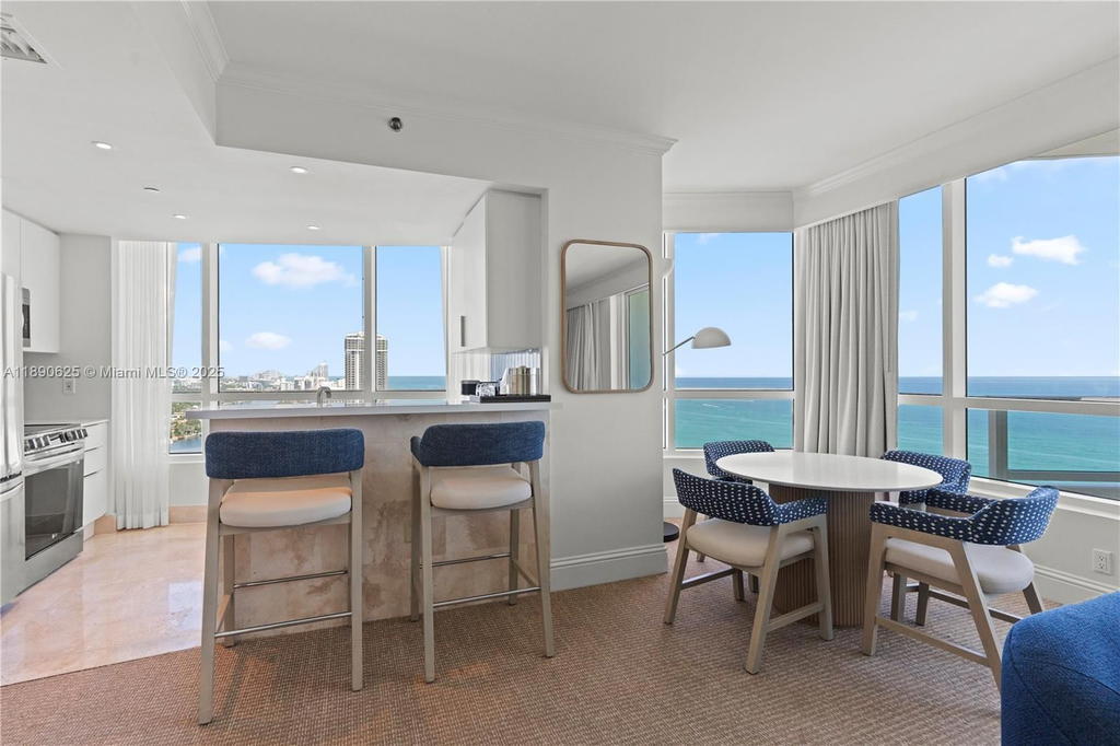 Real estate property located at 4401 Collins Ave #3003, Miami-dade, Fontainebleau Ii Condo, Miami Beach, FL