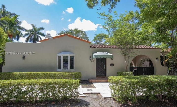 Real estate property located at 3050 Alton Rd, Miami-dade, Amd Plat Of Sunset Lake S, Miami Beach, FL