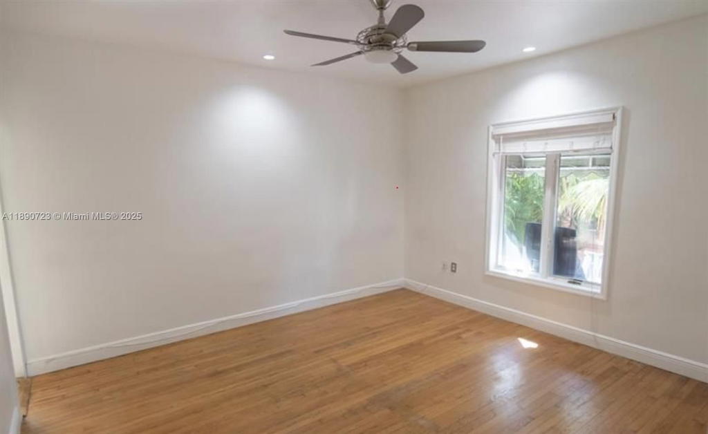 Real estate property located at 3050 Alton Rd, Miami-dade, Amd Plat Of Sunset Lake S, Miami Beach, FL