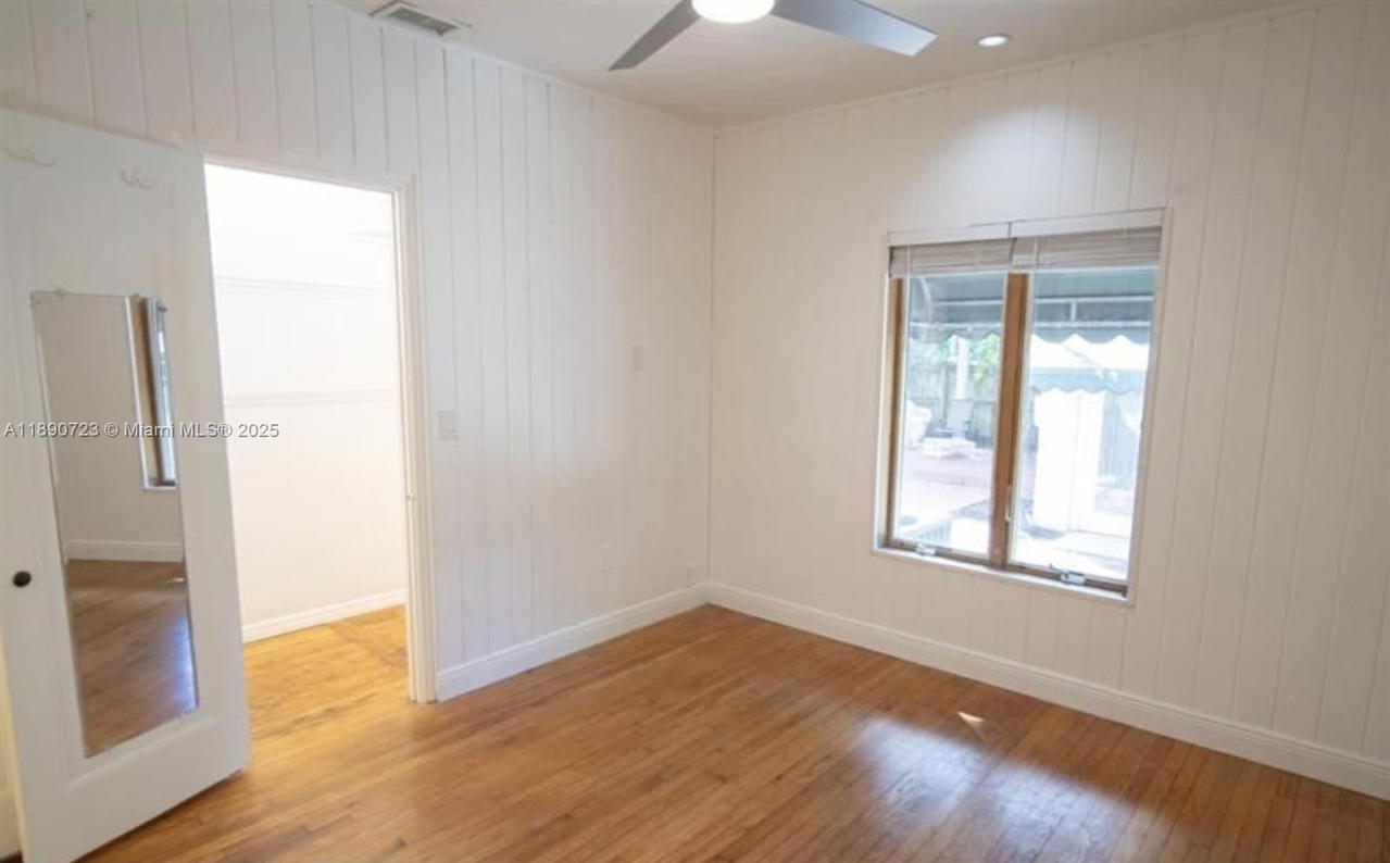 Real estate property located at 3050 Alton Rd, Miami-dade, Amd Plat Of Sunset Lake S, Miami Beach, FL