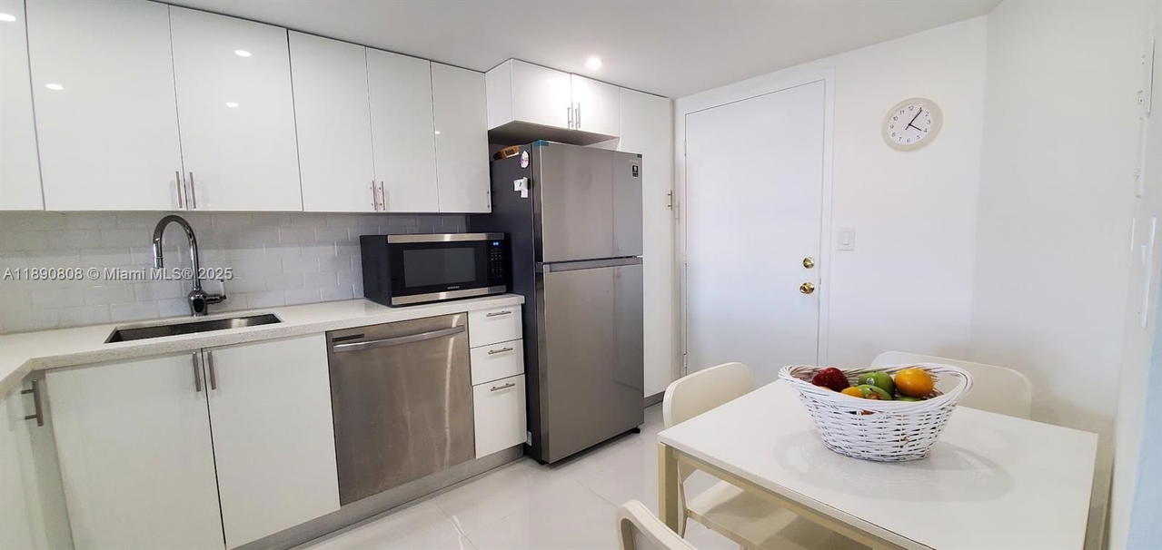 Real estate property located at 1351 Miami Gardens Dr #202E, Miami-dade, Buckley Towers Condo - Ea, Miami, FL