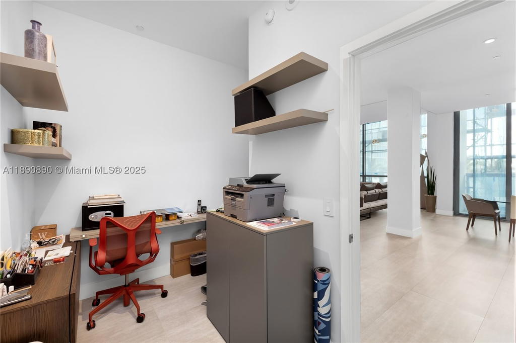 Real estate property located at 650 32nd St BH7, Miami-dade, Paraiso Bay *villa*, Miami, FL