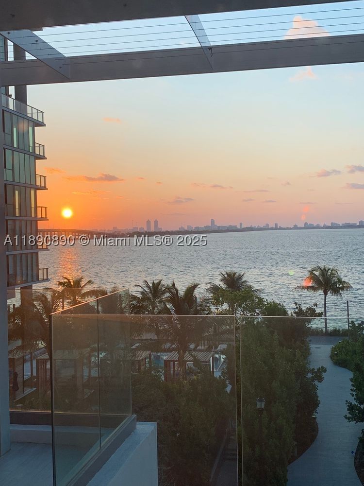 Real estate property located at 650 32nd St BH7, Miami-dade, Paraiso Bay *villa*, Miami, FL