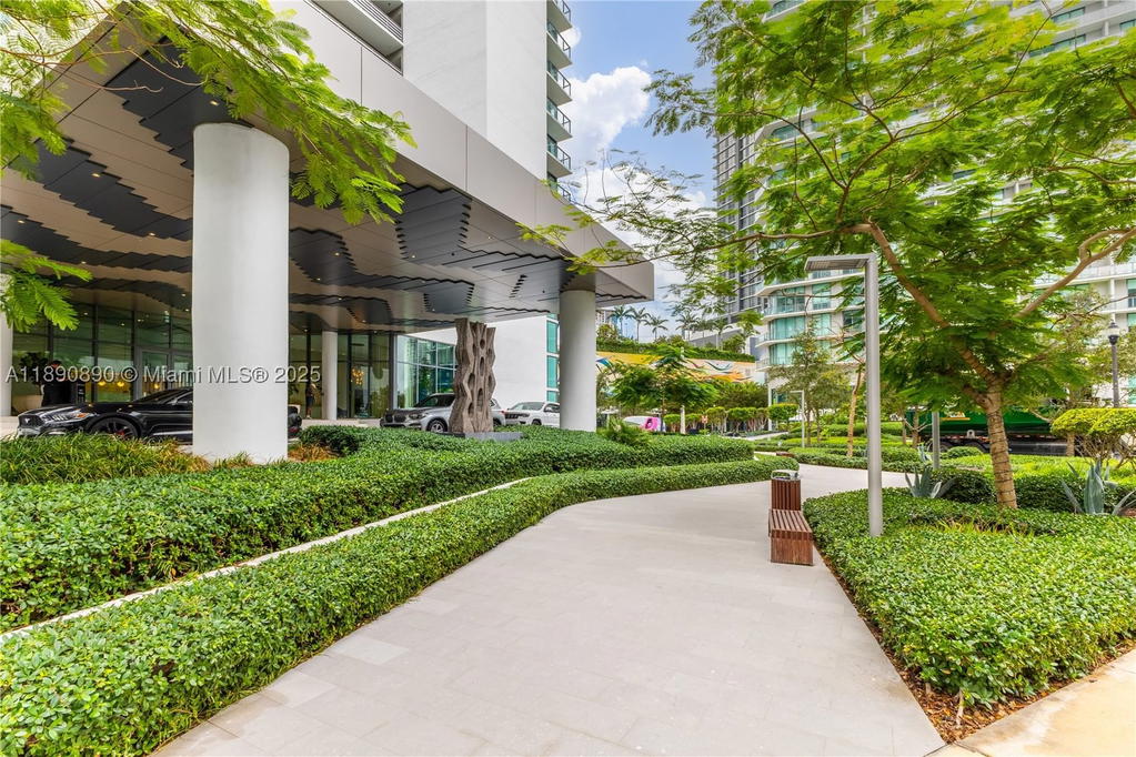 Real estate property located at 650 32nd St BH7, Miami-dade, Paraiso Bay *villa*, Miami, FL
