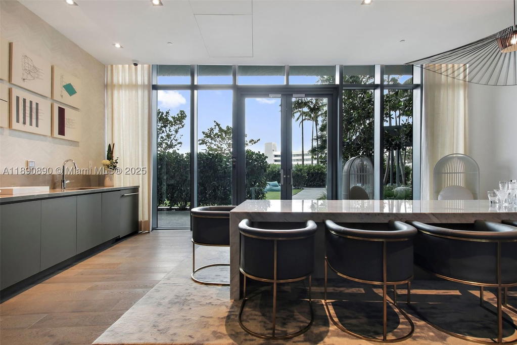 Real estate property located at 650 32nd St BH7, Miami-dade, Paraiso Bay *villa*, Miami, FL