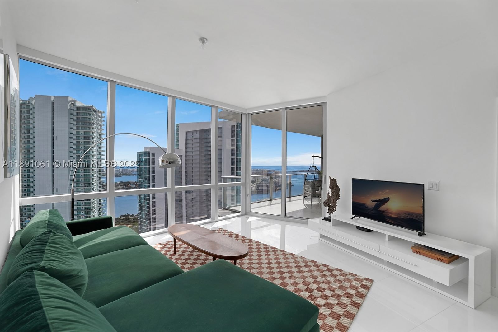 Real estate property located at 851 1st Ave #4403, Miami-dade, Paramount Miami Worldcent, Miami, FL