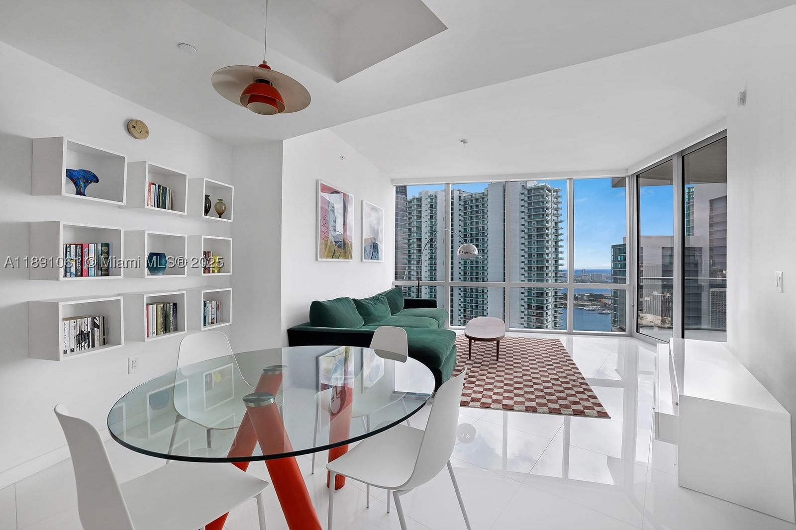 Real estate property located at 851 1st Ave #4403, Miami-dade, Paramount Miami Worldcent, Miami, FL