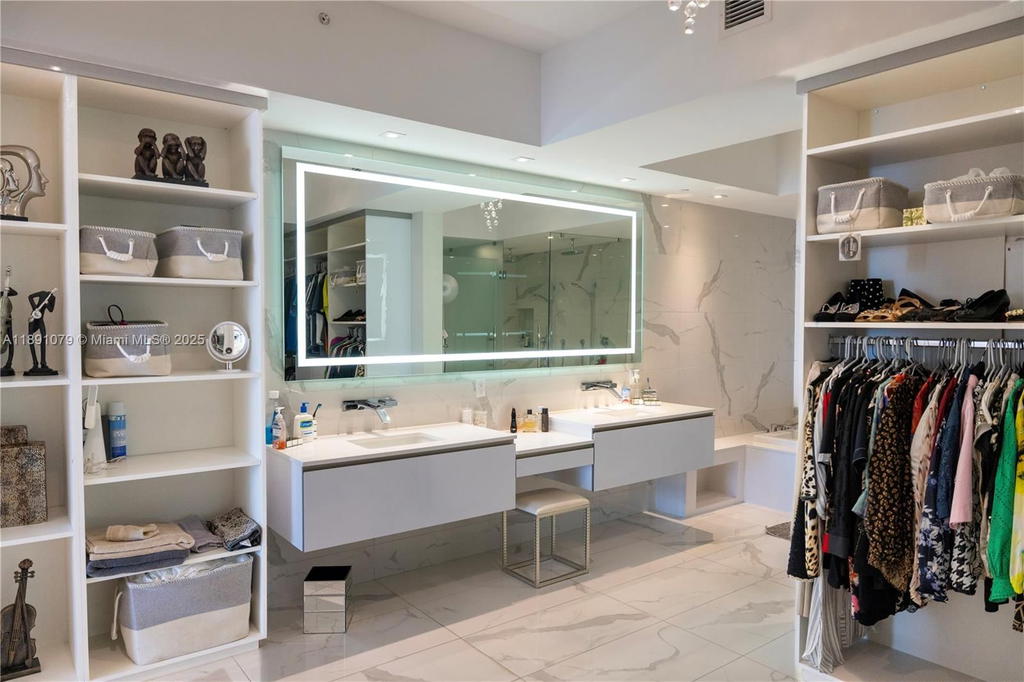 Real estate property located at 5000 Island Estates Dr #1407, Miami-dade, Prive Condo, Aventura, FL