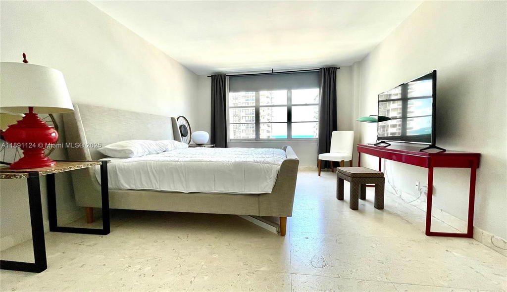 Real estate property located at 5700 Collins Ave #11A, Miami-dade, Seacoast 5700 Condo, Miami Beach, FL
