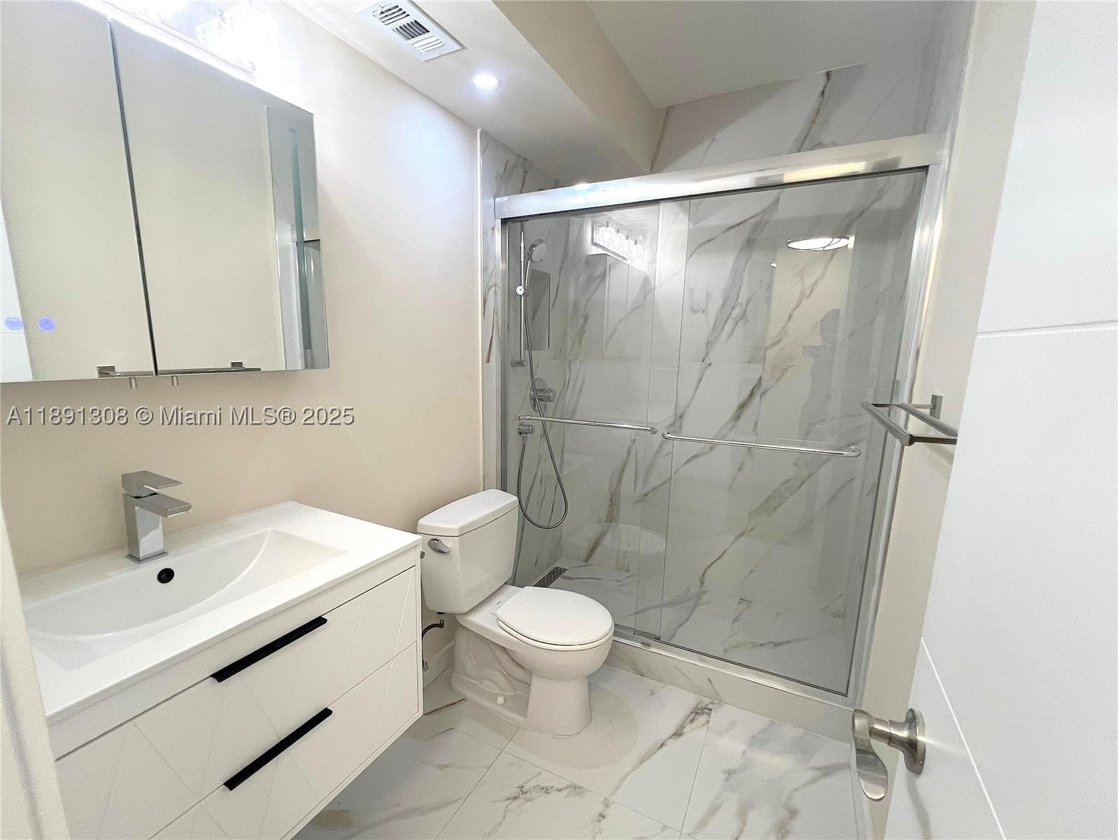 Real estate property located at 3660 166th St #104+ 32 DOCK, Miami-dade, Eastern Shores White Hous, North Miami Beach, FL
