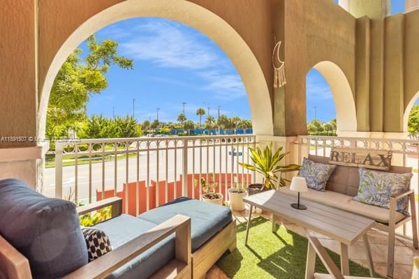 Real estate property located at 11102 83rd St #226, Miami-dade, Promenade Shores At Doral, Doral, FL