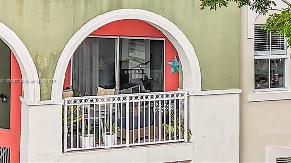 Real estate property located at 11102 83rd St #226, Miami-dade, Promenade Shores At Doral, Doral, FL