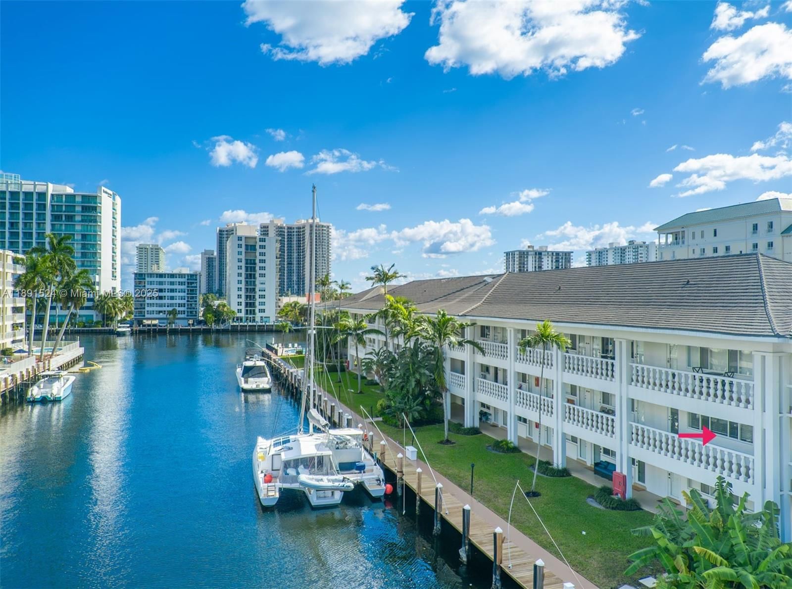 Real estate property located at 2881 32nd St #221, Broward, Waterside On The Intracoa, Fort Lauderdale, FL