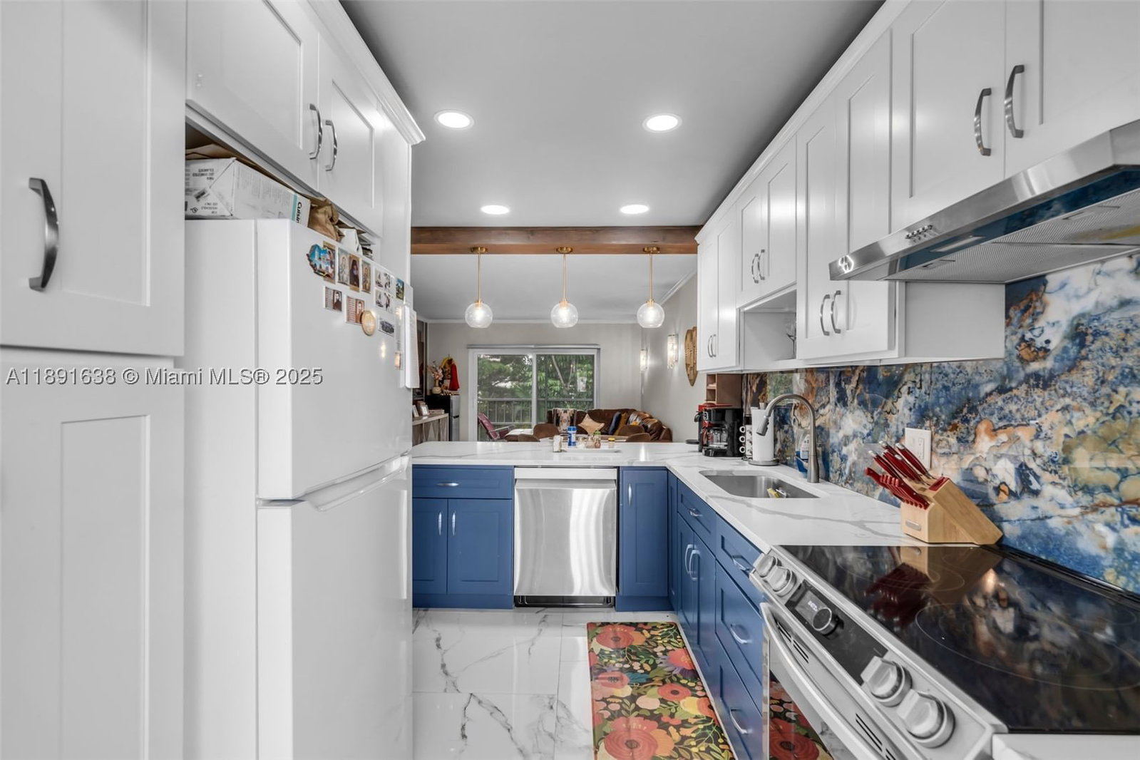 Real estate property located at 1000 Hillcrest Ct #207, Broward, Hillcrest No 4 Condo, Hollywood, FL