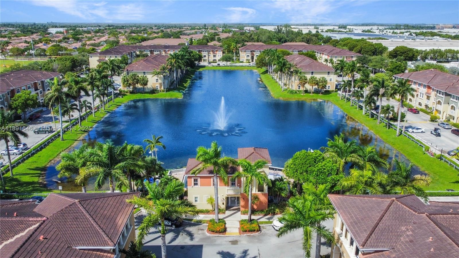 Real estate property located at 8833 107th Ct #202, Miami-dade, Coronado At Doral Viii Co, Doral, FL