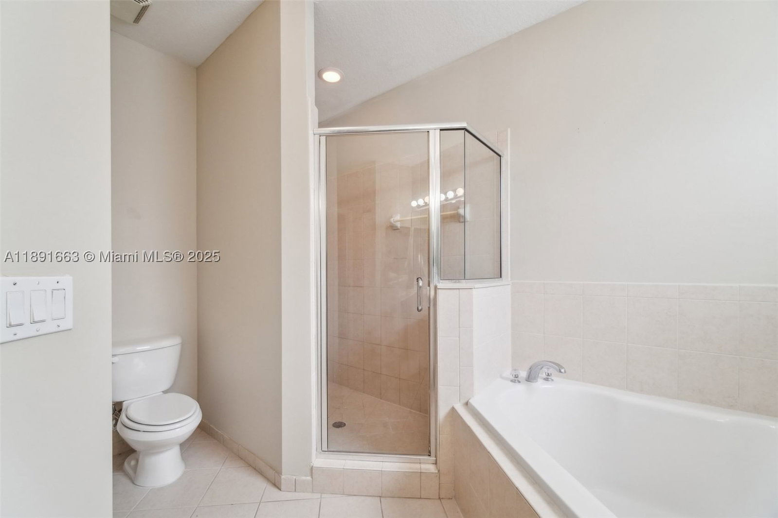 Real estate property located at 3691 4th St, Miami-dade, Bali At Oasis, Homestead, FL