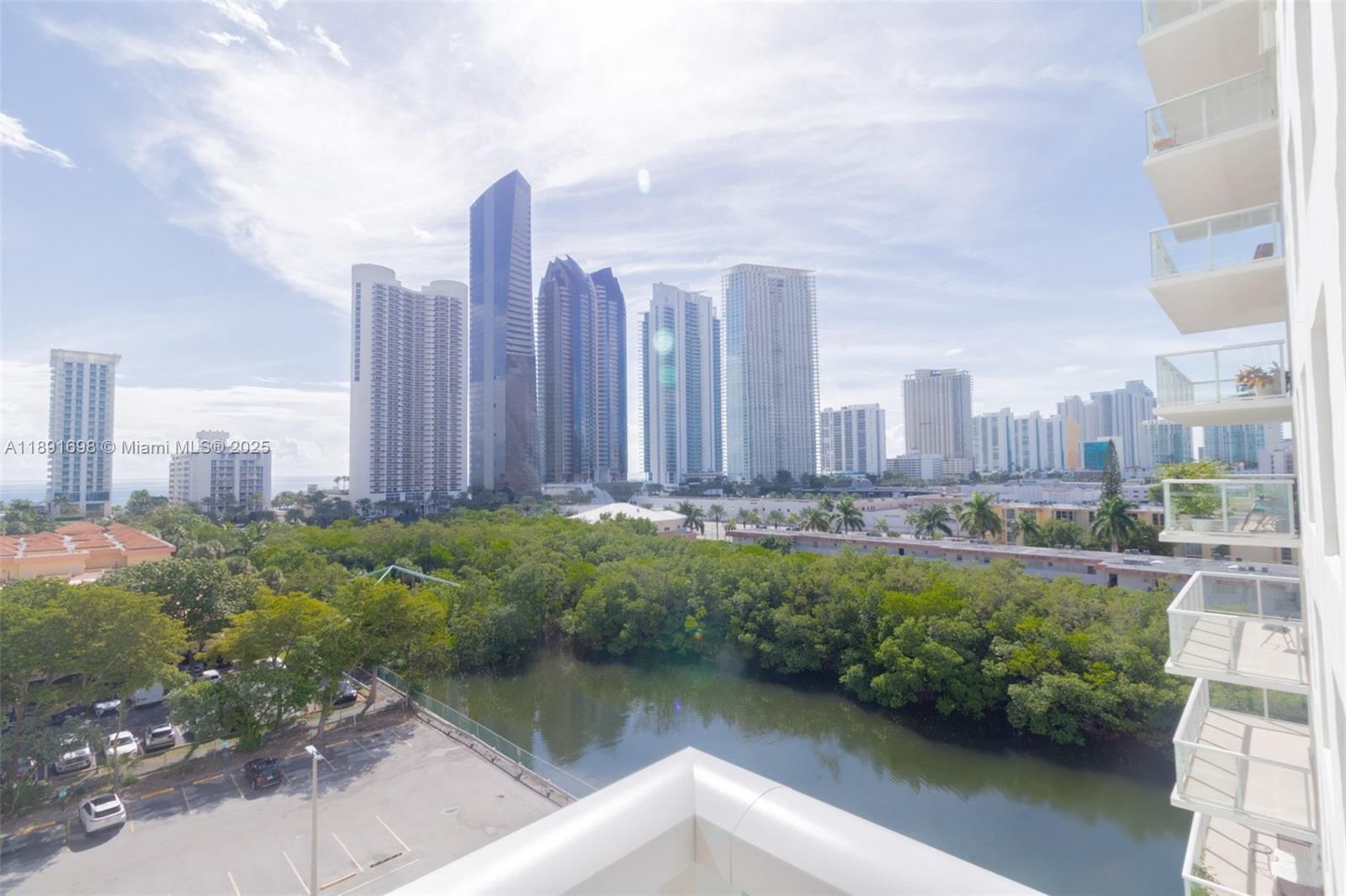 Real estate property located at 230 174th St #920, Miami-dade, Winston Tower 300 Condo, Sunny Isles Beach, FL
