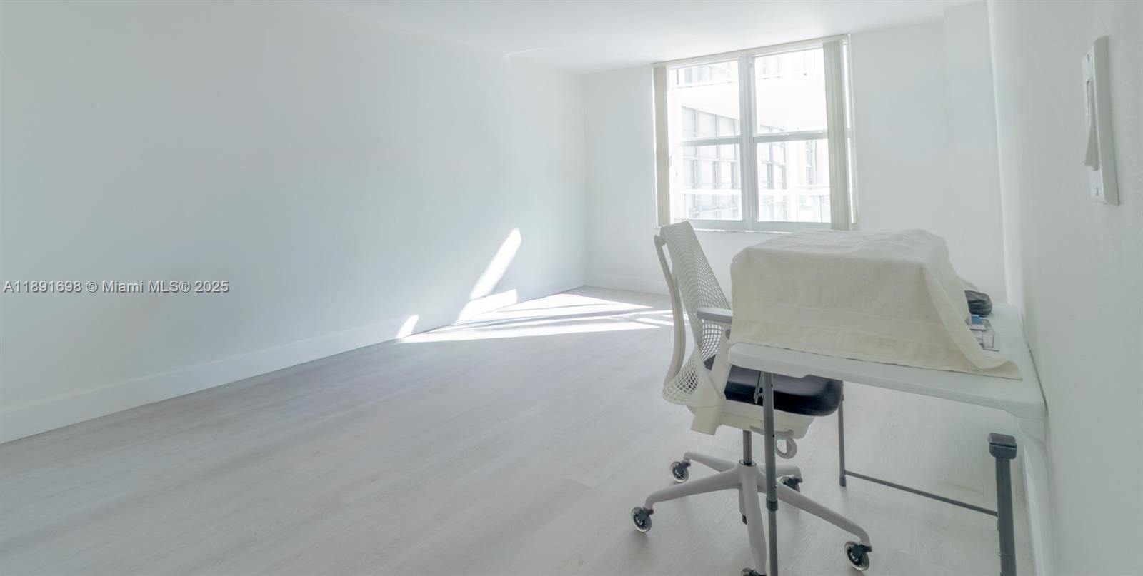 Real estate property located at 230 174th St #920, Miami-dade, Winston Tower 300 Condo, Sunny Isles Beach, FL