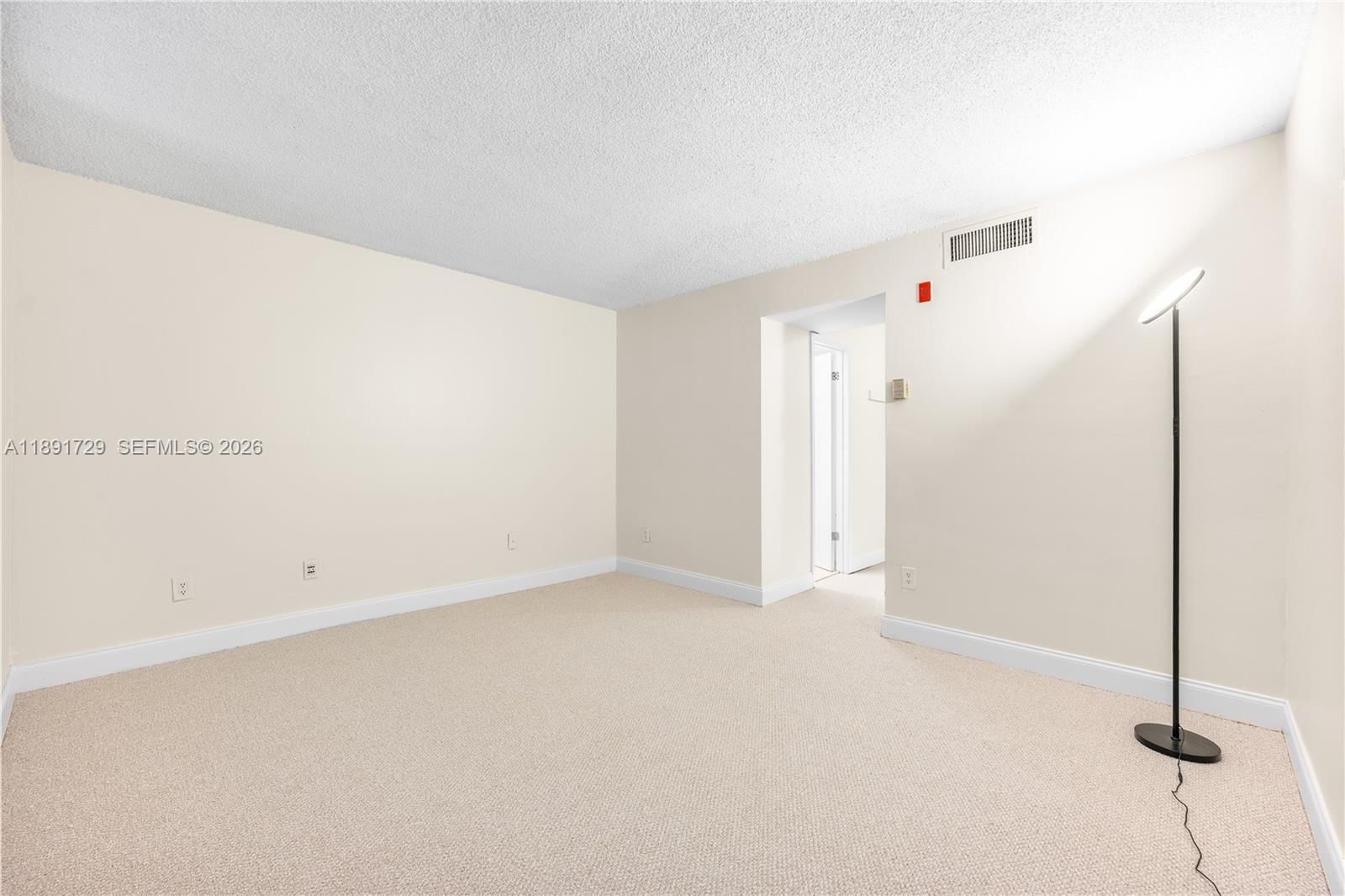 Real estate property located at 8500 109th Ave #6-207, Miami-dade, Courtyards At Kendall Con, Miami, FL