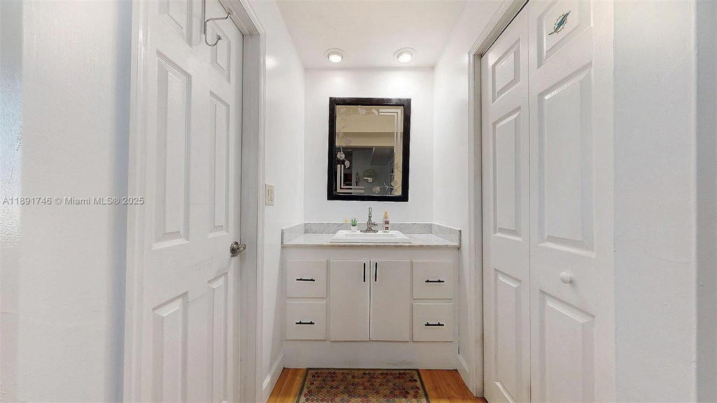 Real estate property located at 5010 111th Ave, Miami-dade, Westwood Lake 5th Addn, Miami, FL